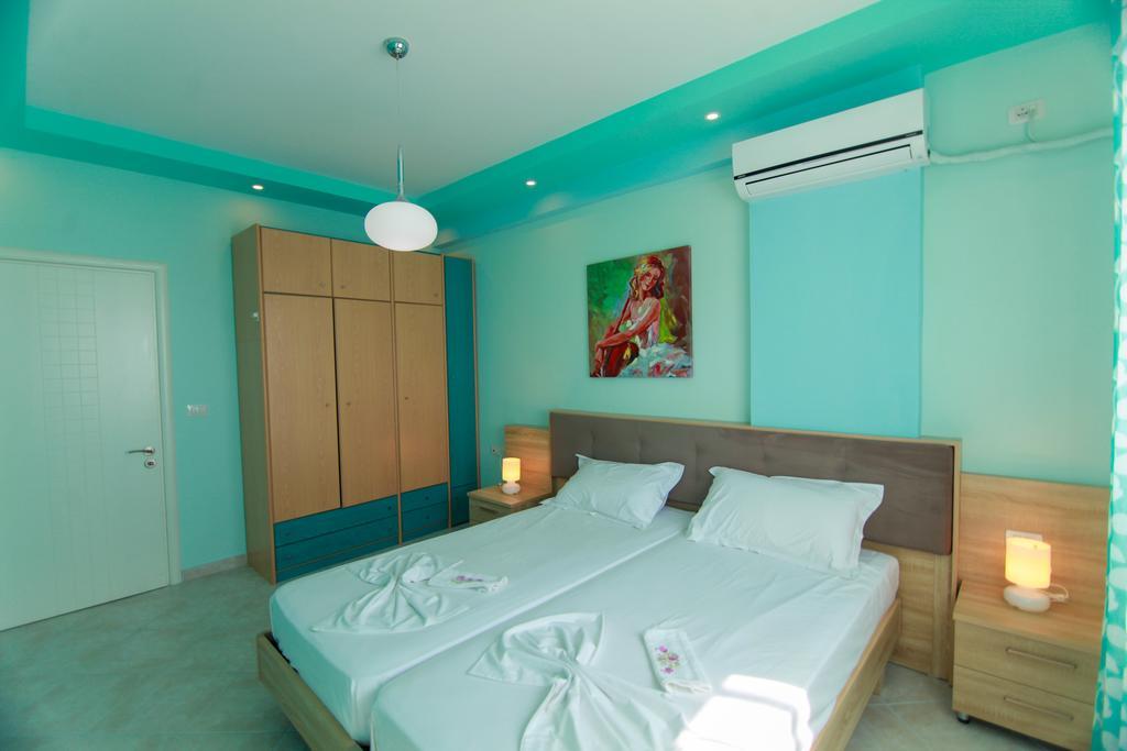 Blue Sea Apartments Sarande Ngoại thất bức ảnh