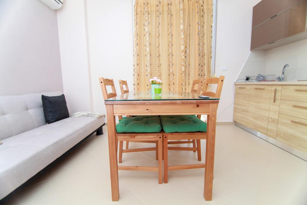 Blue Sea Apartments Sarande Phòng bức ảnh