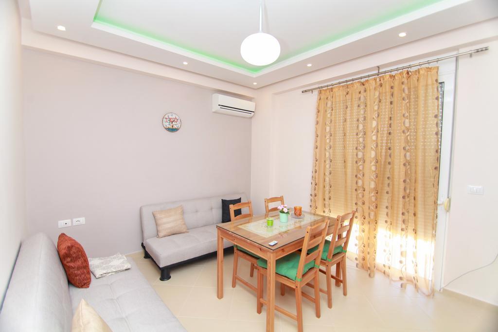 Blue Sea Apartments Sarande Ngoại thất bức ảnh