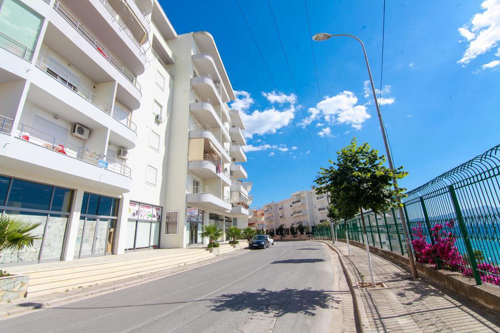 Blue Sea Apartments Sarande Ngoại thất bức ảnh