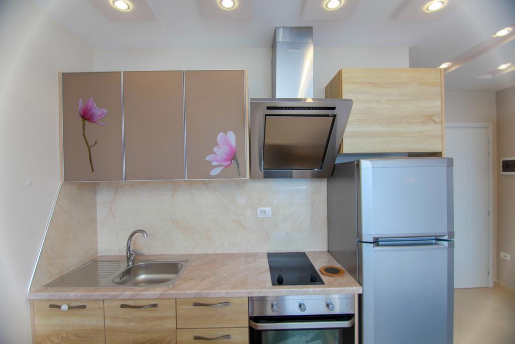 Blue Sea Apartments Sarande Ngoại thất bức ảnh