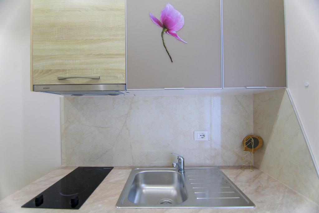 Blue Sea Apartments Sarande Ngoại thất bức ảnh